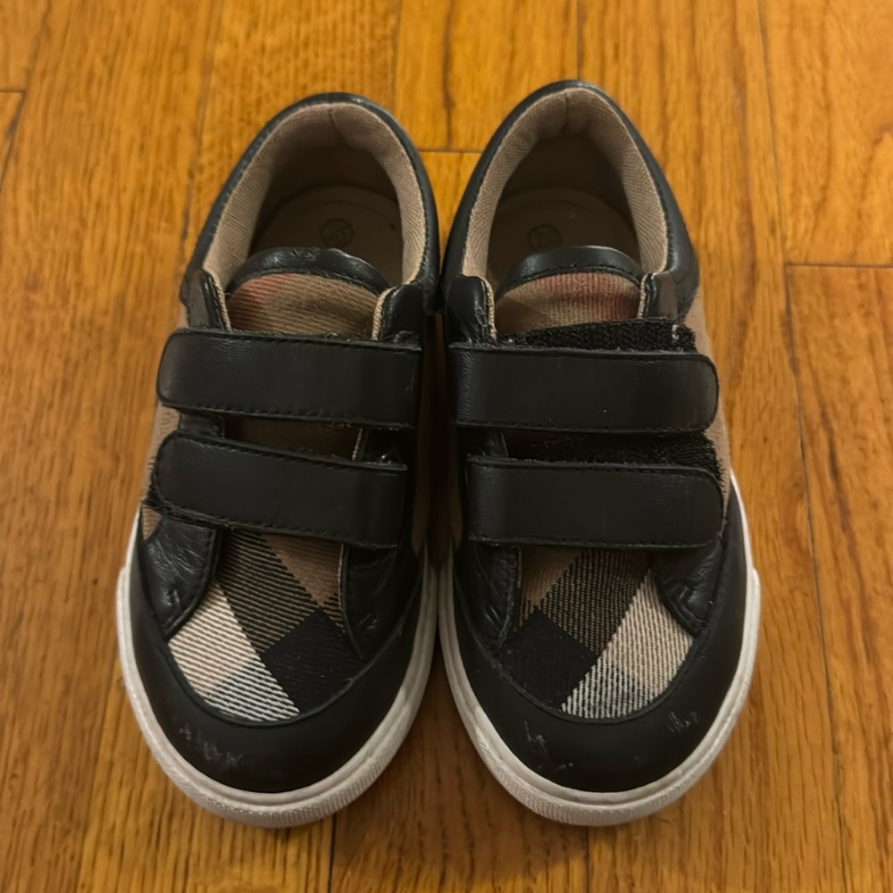 Toddler Burberry shoes